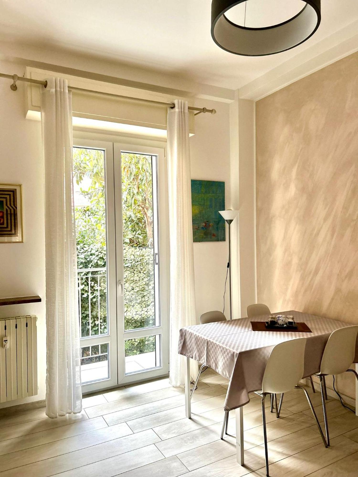 Lovely 2 Room Apartment With Small Garden Milan Exterior photo